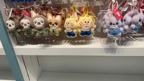 Móc khóa bông thú zootopia dây rút