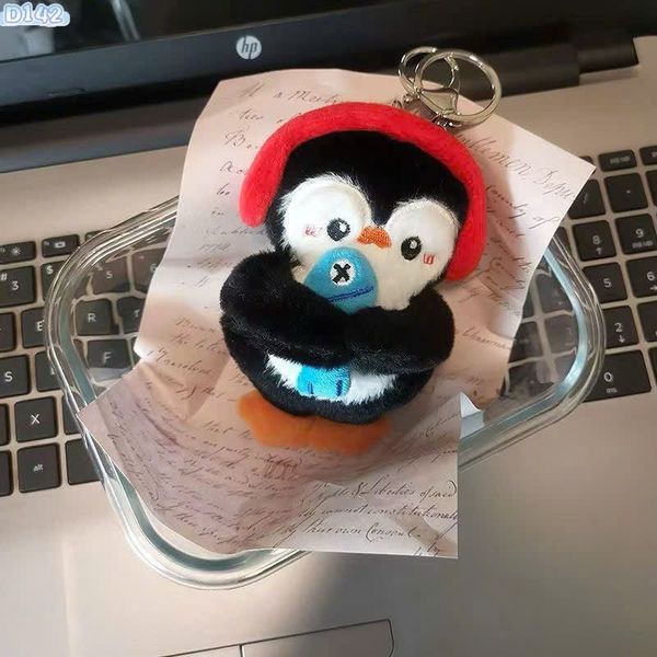 Móc khóa bông chim cánh cụt