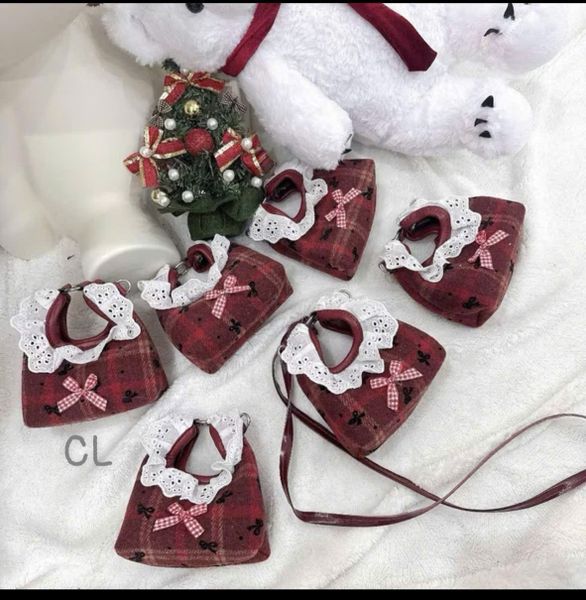 Túi xách mini caro ren trắng X