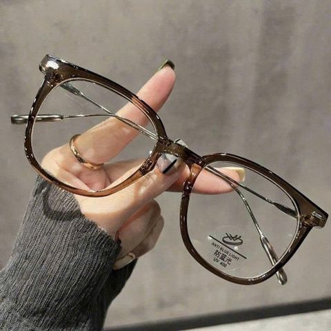 Kính gọng sắt Pero 1 gạch