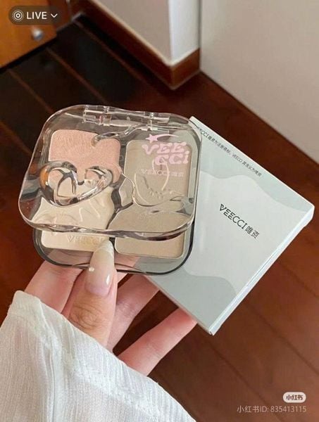 VEECCI Bảng Phấn Bắt Sáng Và Tạo Khối 4 ô