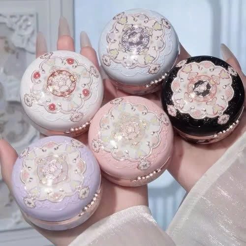 Phấn Má Hồng Flower Knows Butterfly Cloud Collar 6g Highlight và Má hồng 2in1