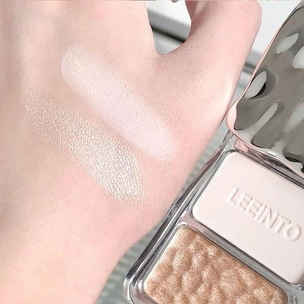 LEE INTO Phấn Bắt Sáng 2 ô