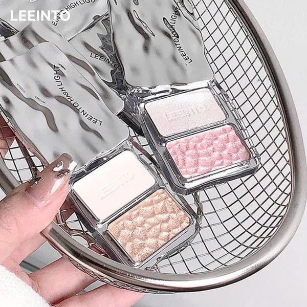 LEE INTO Phấn Bắt Sáng 2 ô