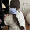 Scrunchies kẻ xanh trơn
