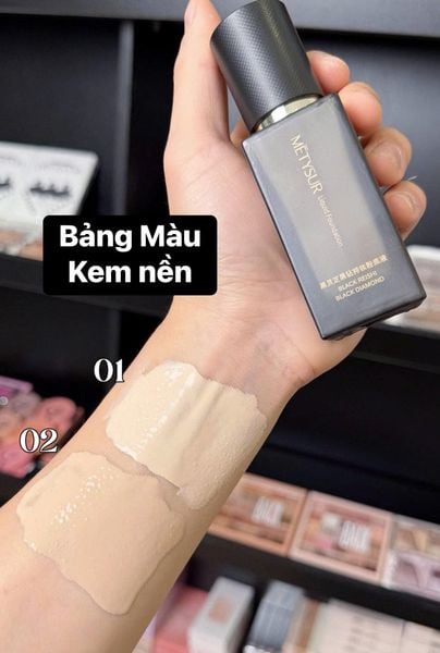 METYSUR Kem Nền Black Reishi Black Diamond #01 Trắng Ngà 35g