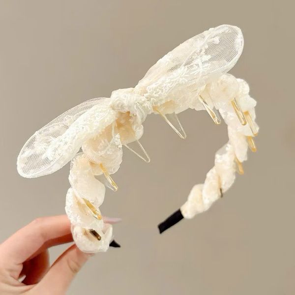 Xước ren nơ vặn