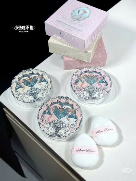 Phấn Má Hồng Flower Knows Swan Ballet - Thiên Nga Ba Lê - 02 Hồng Sữa