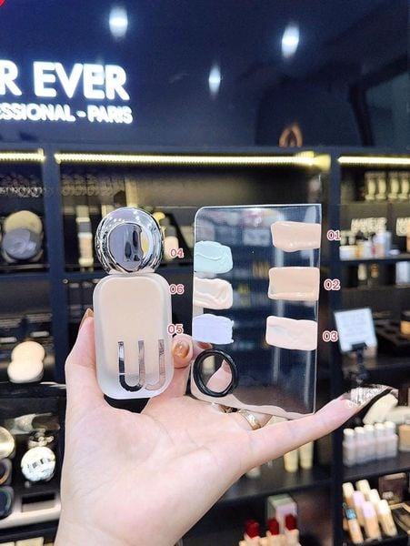 Kem Nền Z.W.J weijie lightweight makeup holding liquid foundation 30ml