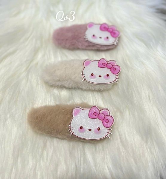 1 Chiếc Tách lông charm meka kitty