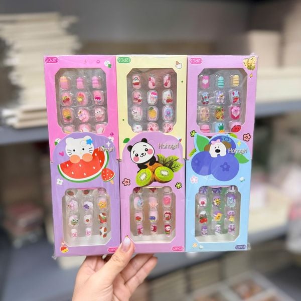 Hộp nail box trẻ em có charm