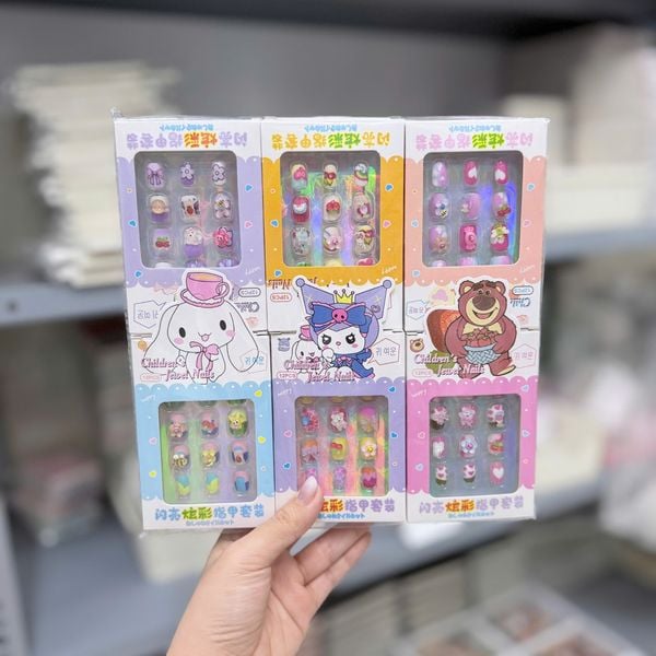 Hộp nail box trẻ em có charm