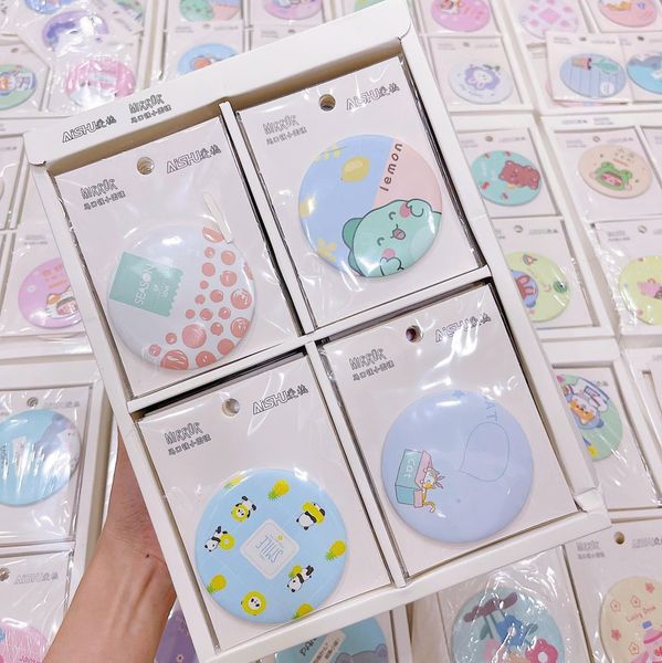 Gương mini có vỉ
