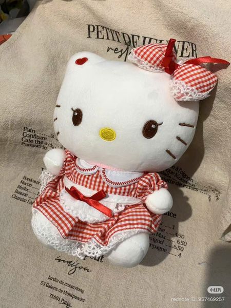 Hello Kitty váy kẻ nơ đỏ 45cm