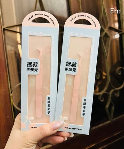 Nhíp my hồng kèm túi