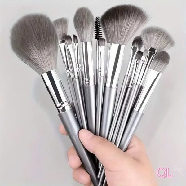 Bộ cọ xám túi zip 14 chi tiết