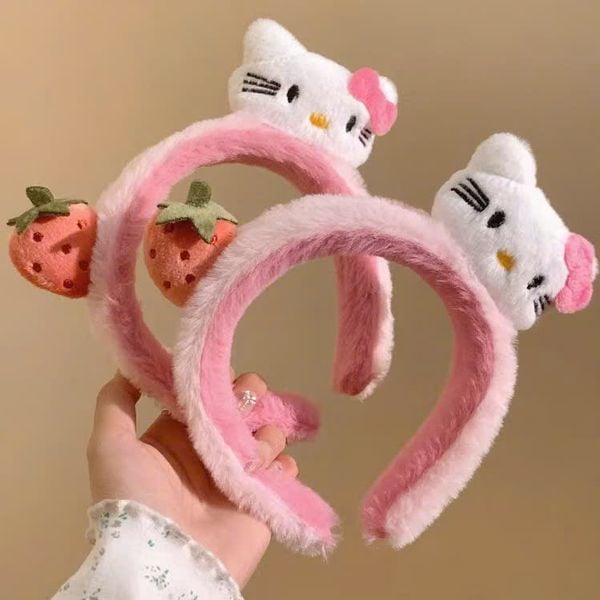 Cài mèo kitty quả dâu