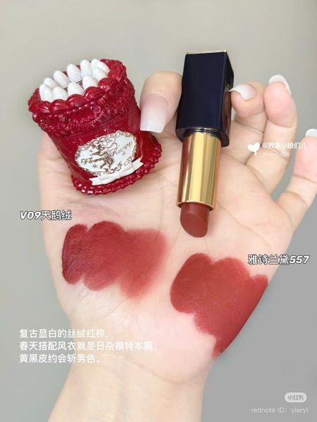 Son bùn mịn Flower Knows Son kem Strawberry Cupid 5ml