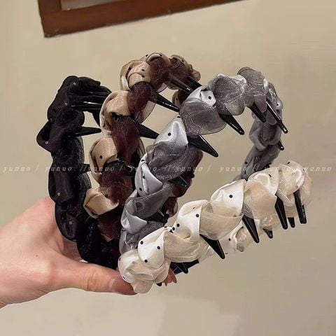Xược chấm bi lụa ren phối
