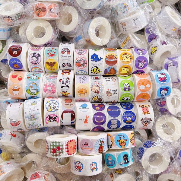 Sticker cuộn 500 miếng về nhiều mẫu