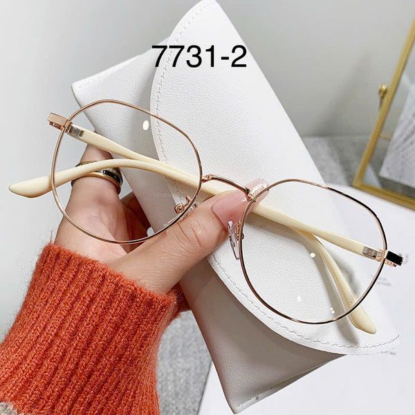 Kính gọng màu 7731