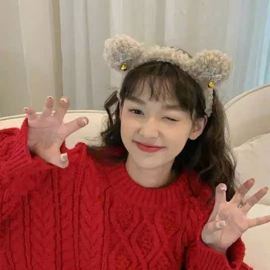 Cài gấu xù nơ chuông