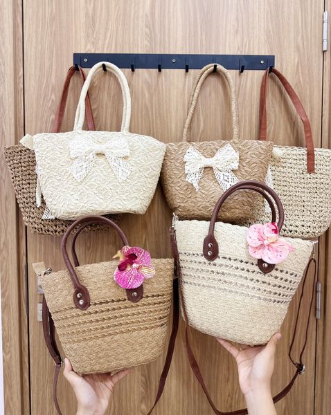 Túi cói nhỏ 5 sọc kèm dây đeo chéo