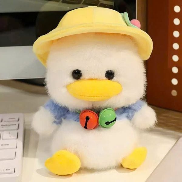 Gấu Bông con vật đội mũ vàng nơ, đeo chuông 25cm m28