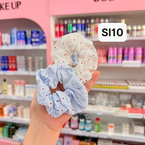 Scrunchies xanh trắng hoa nhí M16