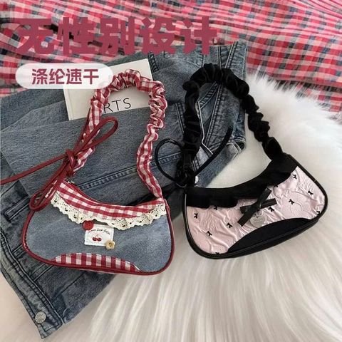 Túi xách nhỏ hồng đen