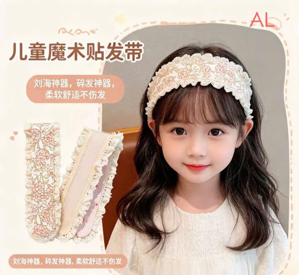 Dán mái dài họa tiết