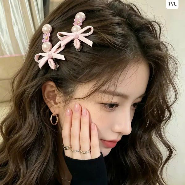 1 chiếc Kẹp ngọc nơ