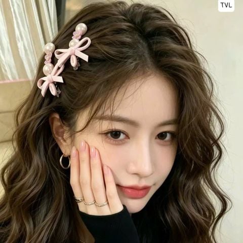 1 chiếc Kẹp ngọc nơ