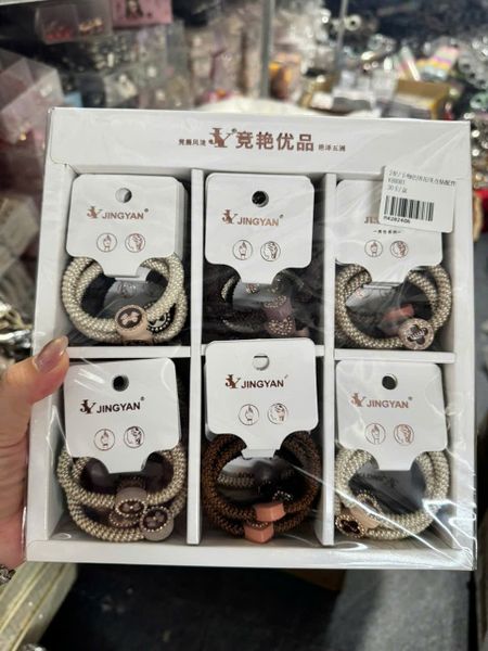 Vỉ Chun đôi charm
