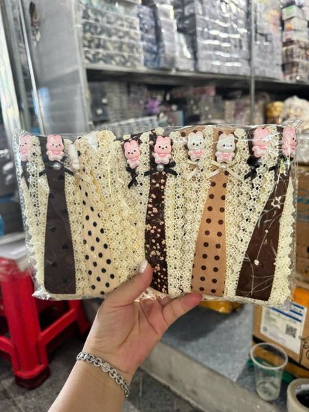 Dán thắt cà phê 2. Cham