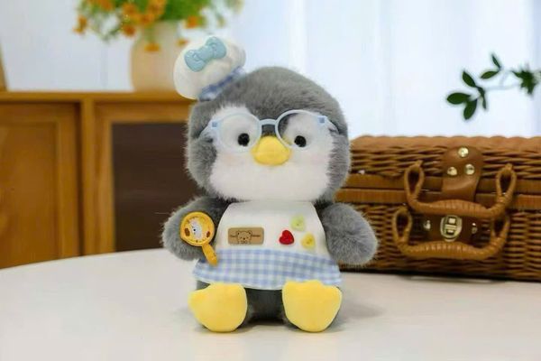 Gấu bông các con vật mặc yếm, đeo kính, cầm phụ kiện