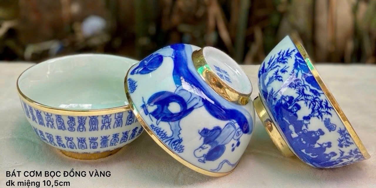 Bát Cơm Bát Tràng Bọc Đồng Vẽ Tam Đa – Phúc Lộc Thọ, Bách Thọ, Trúc Lâm Thất Hiền