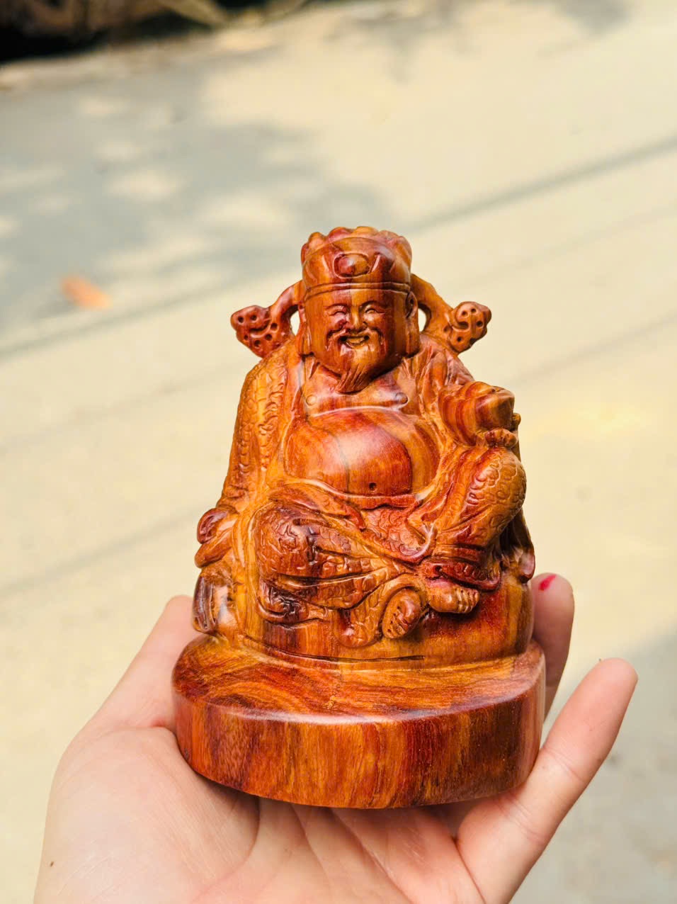 Tượng Thần Tài gỗ sưa đỏ 12cm – Vía Thần Tài mùng 10 Tết