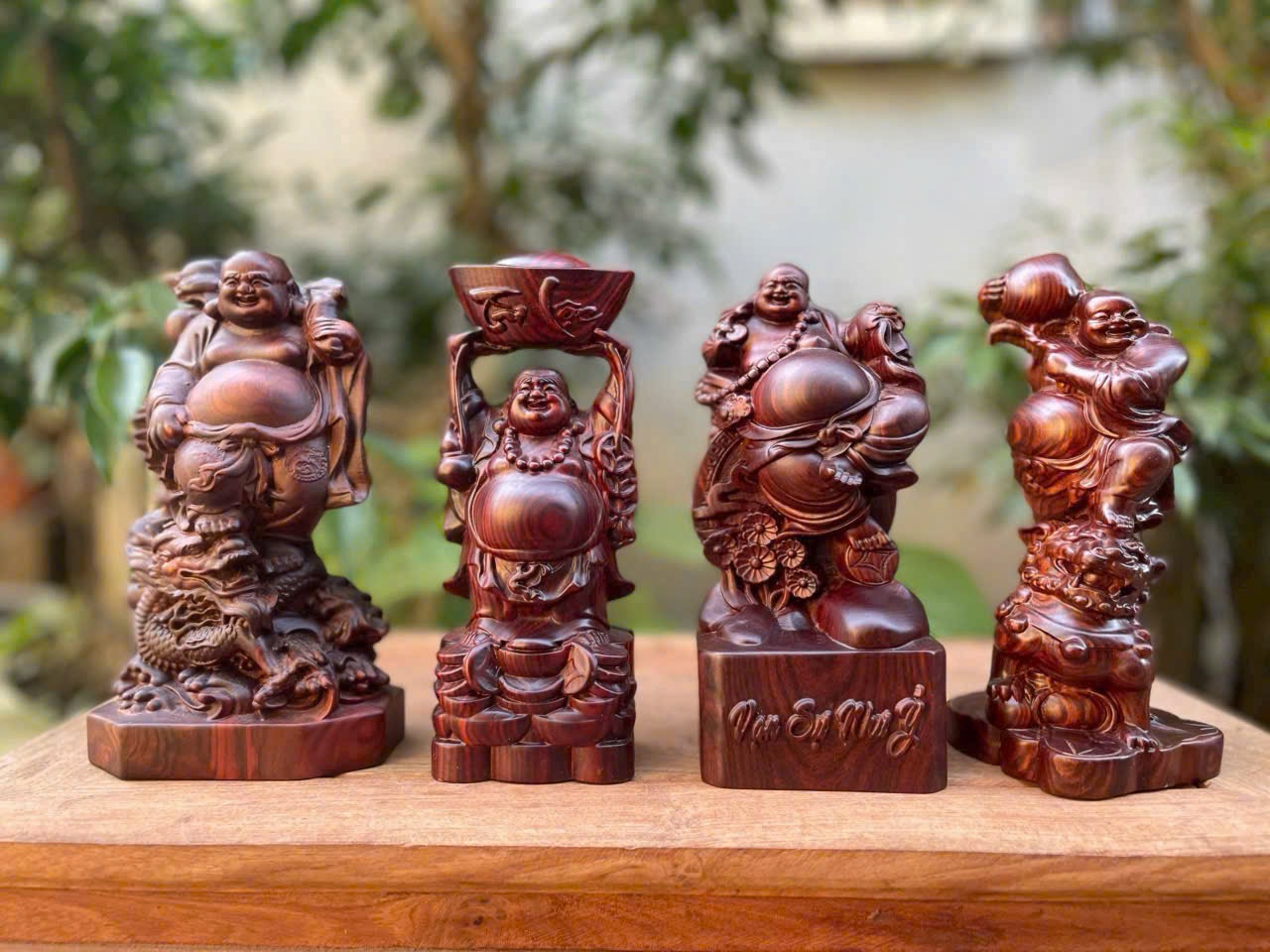 Bộ 4 pho Di Lặc gỗ trắc cao 20cm – Trưng bày phong thủy, quà tặng ý nghĩa