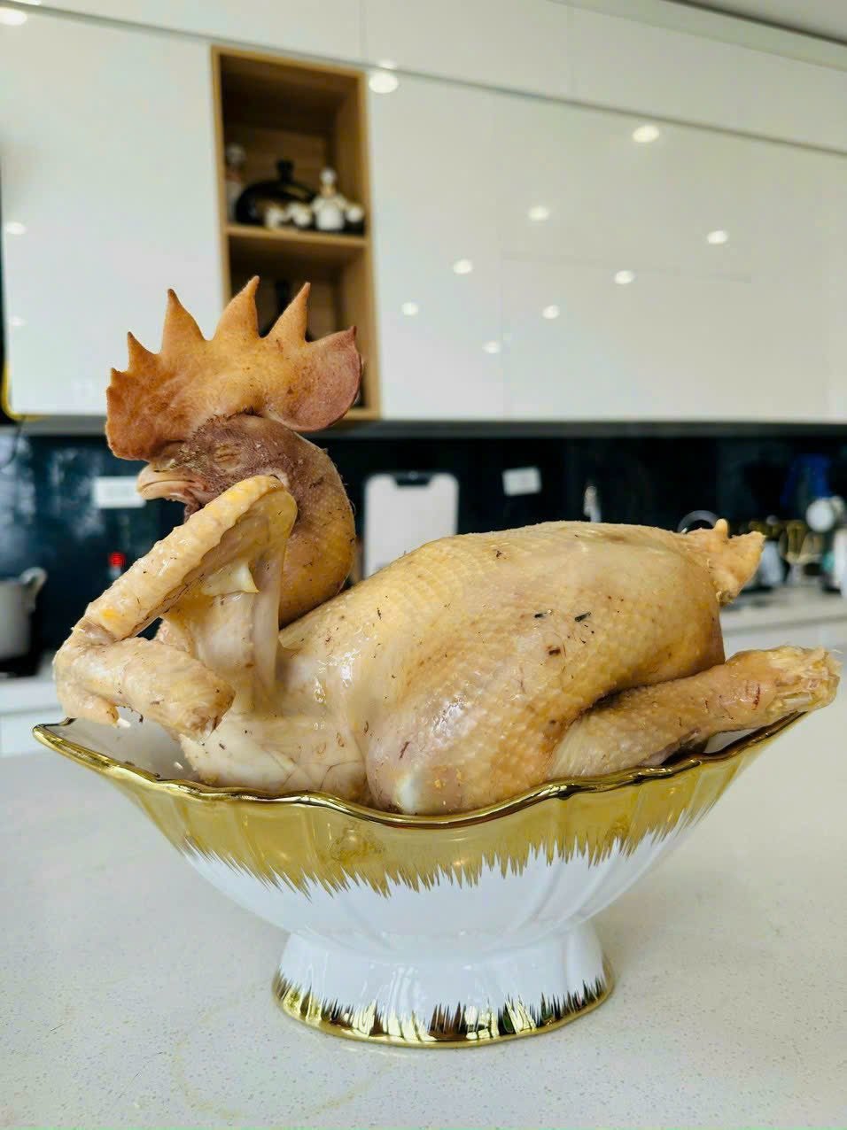 Bát đựng gà Bát Tràng vẽ vàng kim – Mã 754