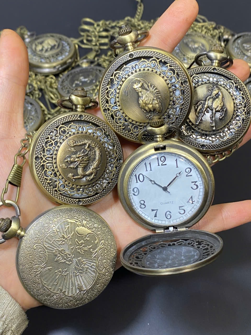 [1 bộ 12 cái] Đồng hồ quả quýt 12 con giáp bằng đồng cổ điển – chạy Quartz bền đẹp