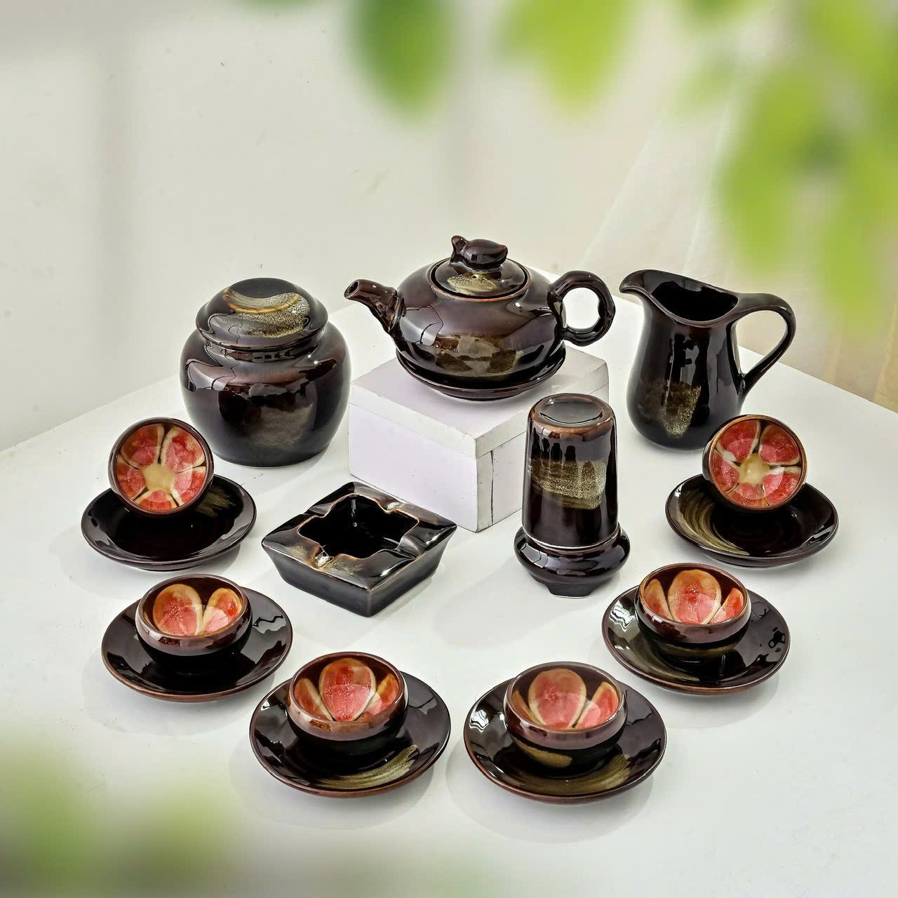 Bộ ấm chén Bát Tràng men hỏa biến dáng tròn cổ điển