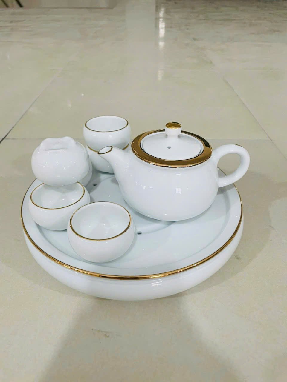 Bộ ấm chén dáng Chum men trắng khay đôi 300ml Bát Tràng