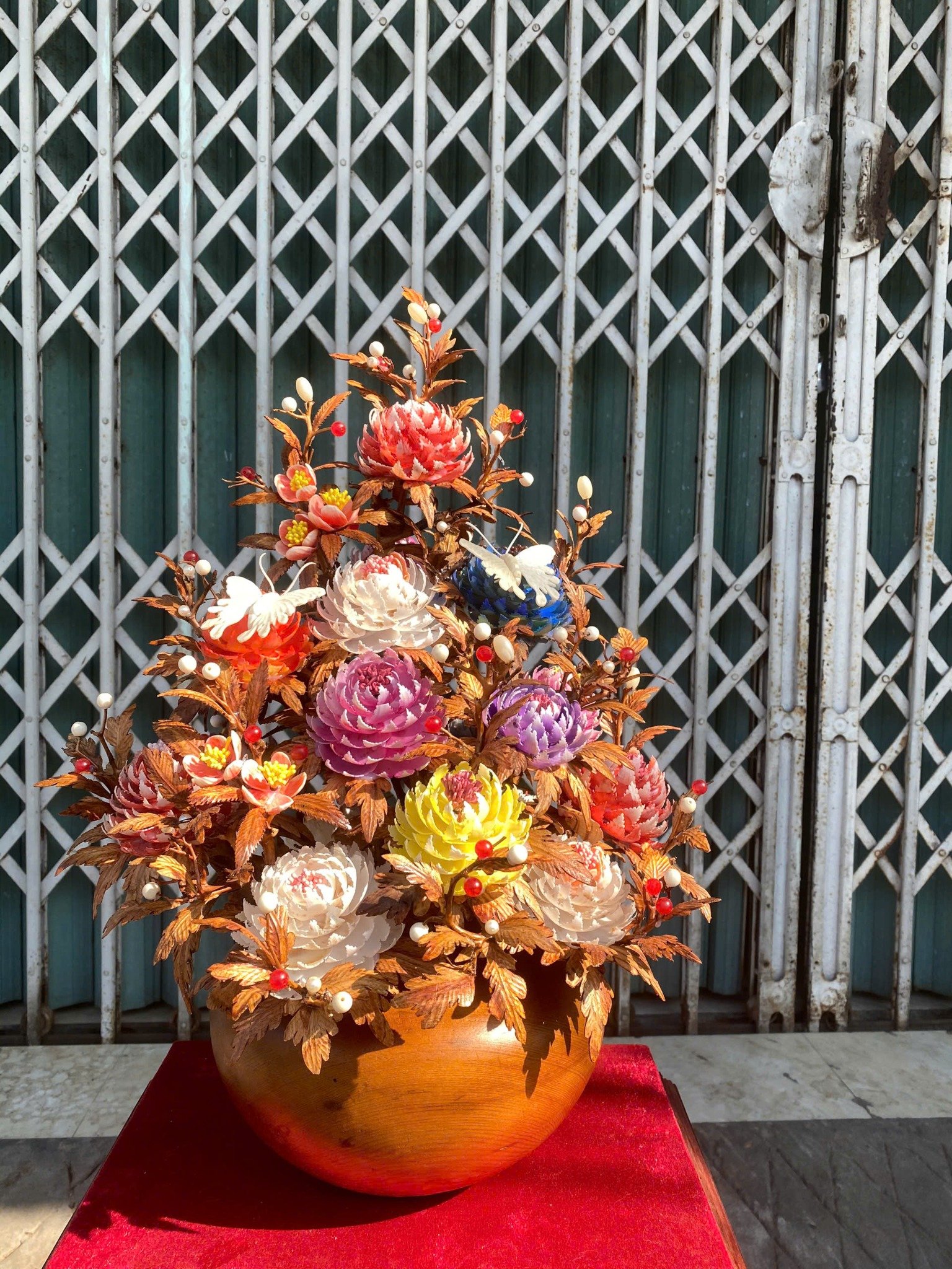 Bình hoa ngũ sắc đá quý ngà voi hoa ốc – cao cấp trưng bày phong thủy