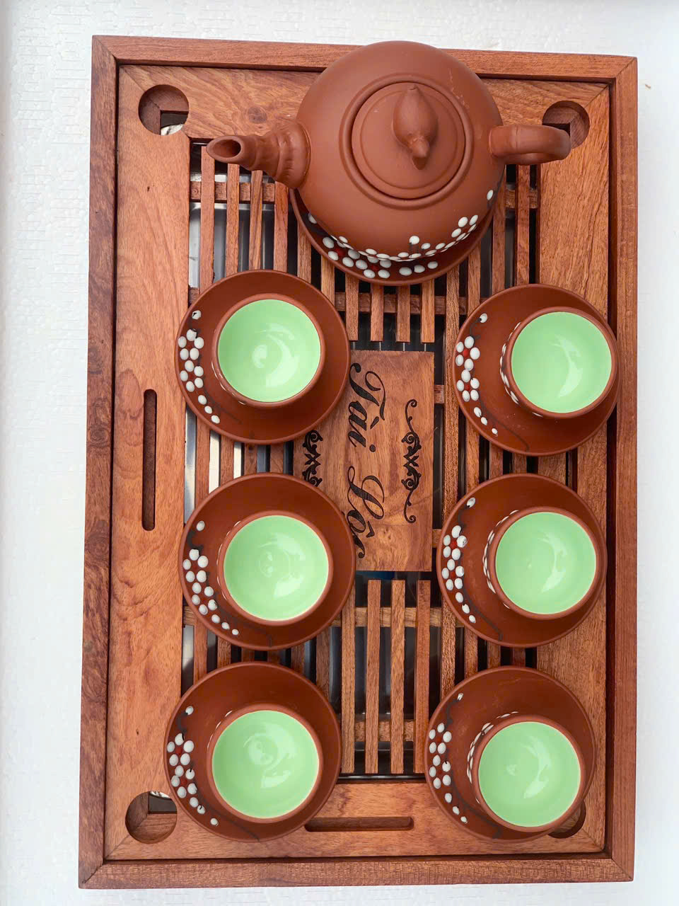 Bộ ấm chén sành khay gỗ hương có khay inox tiện lợi – Tún Decor