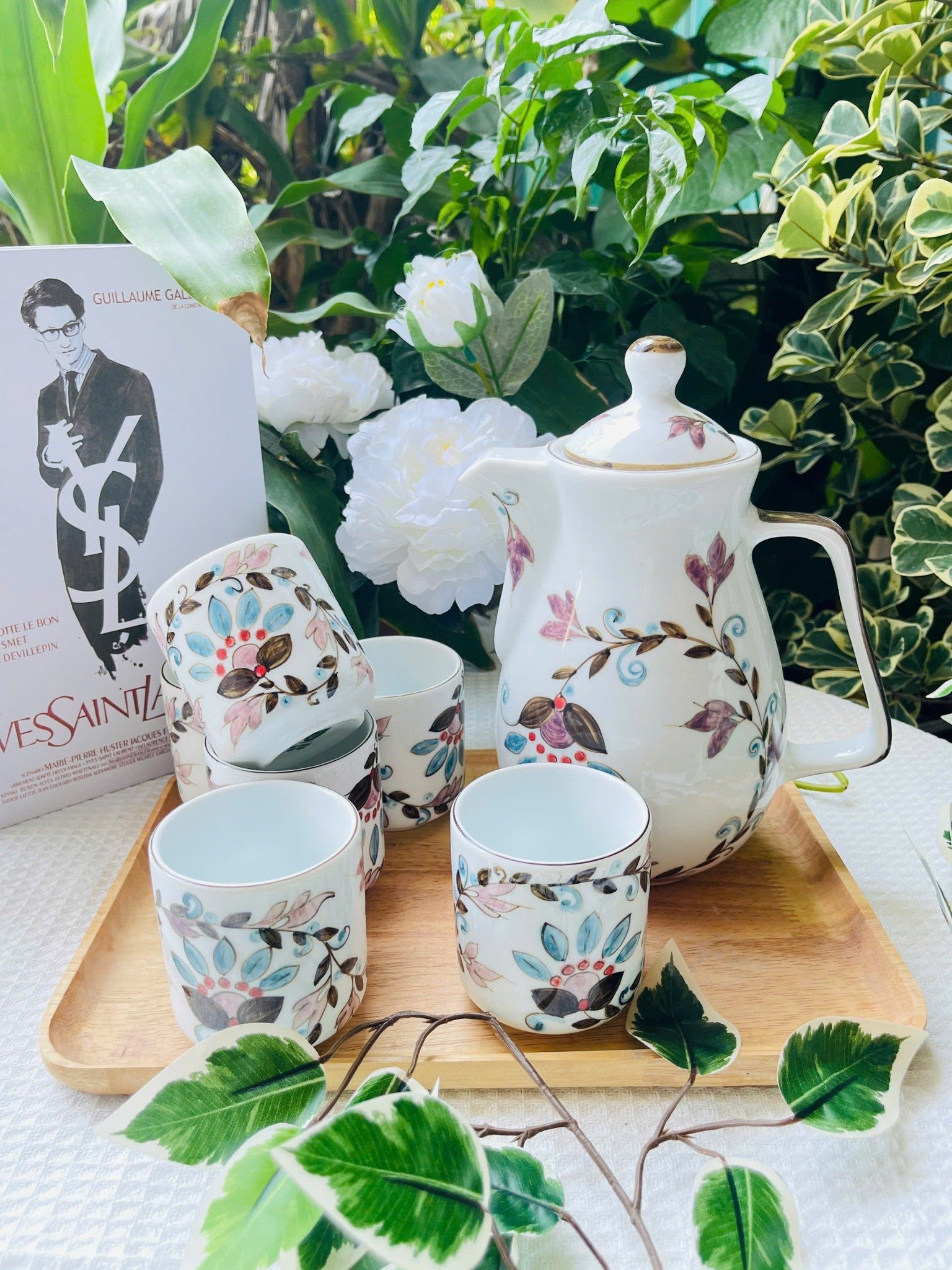 Bộ bình trà Bát Tràng vẽ tay thủ công – gốm sứ cao cấp