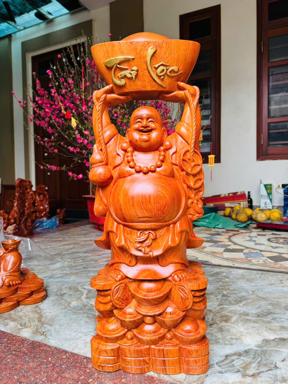 Tượng Di Lặc Dâng Bát Vàng Gỗ Hương Đá Siêu Vân – Cao 80cm