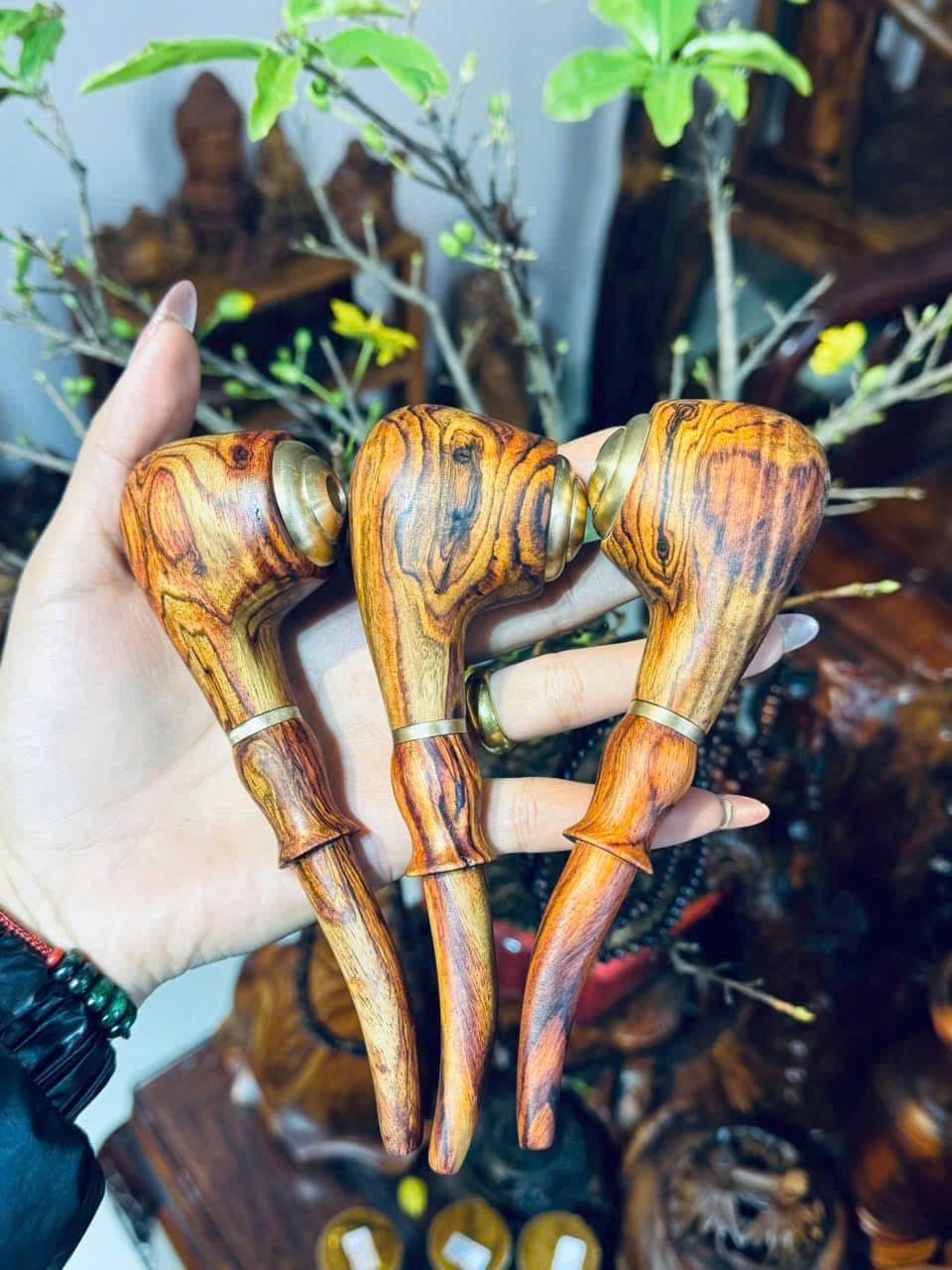 Tẩu hút xì gà gỗ sưa thủ công thơm cao cấp