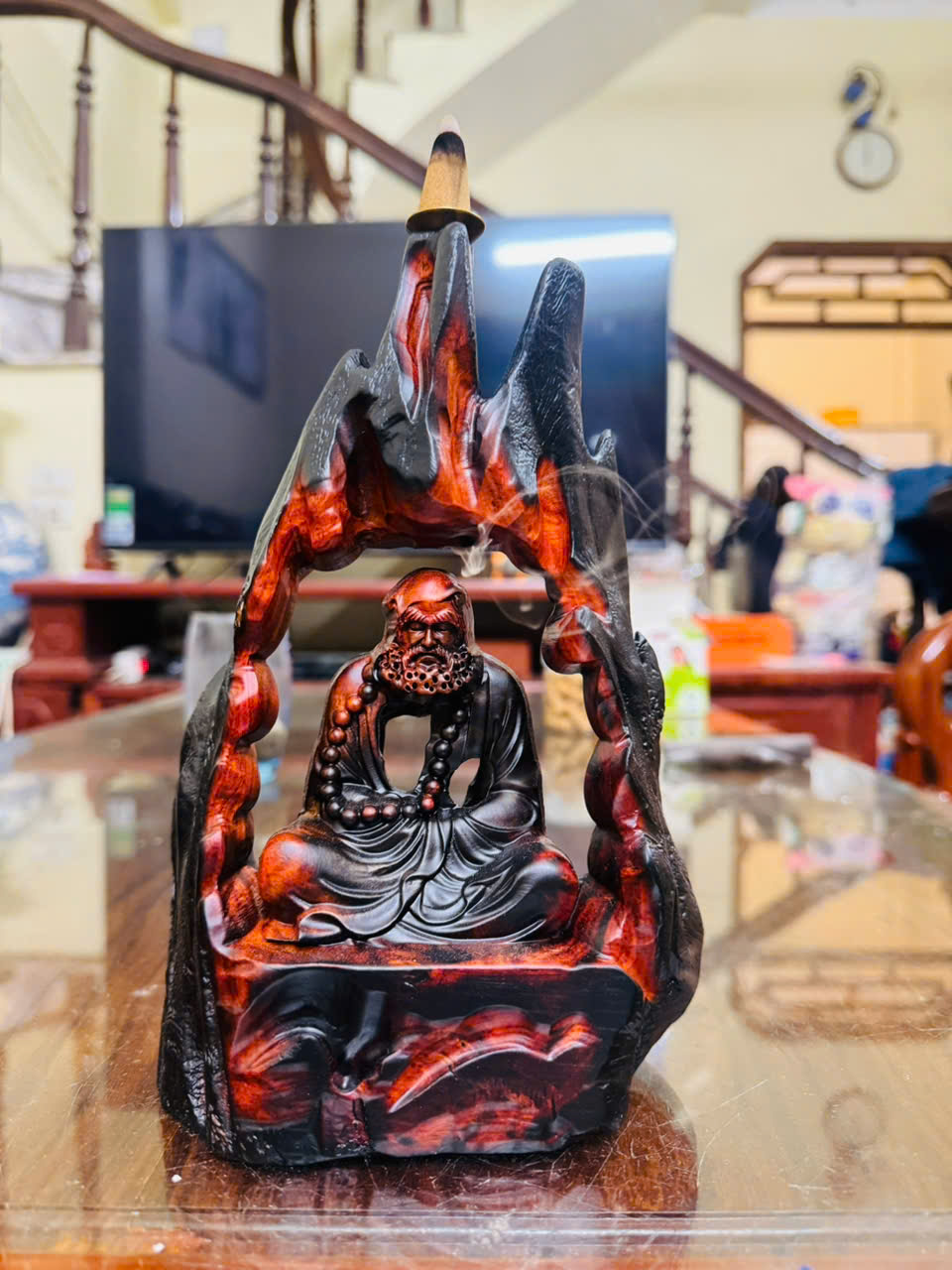 Tượng Đạt Ma xông trầm gỗ trắc đỏ đen cao 23cm