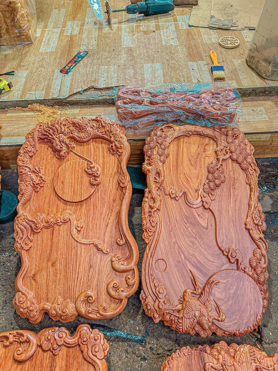 Khay trà gỗ hương nguyên tấm cao cấp 60x35cm